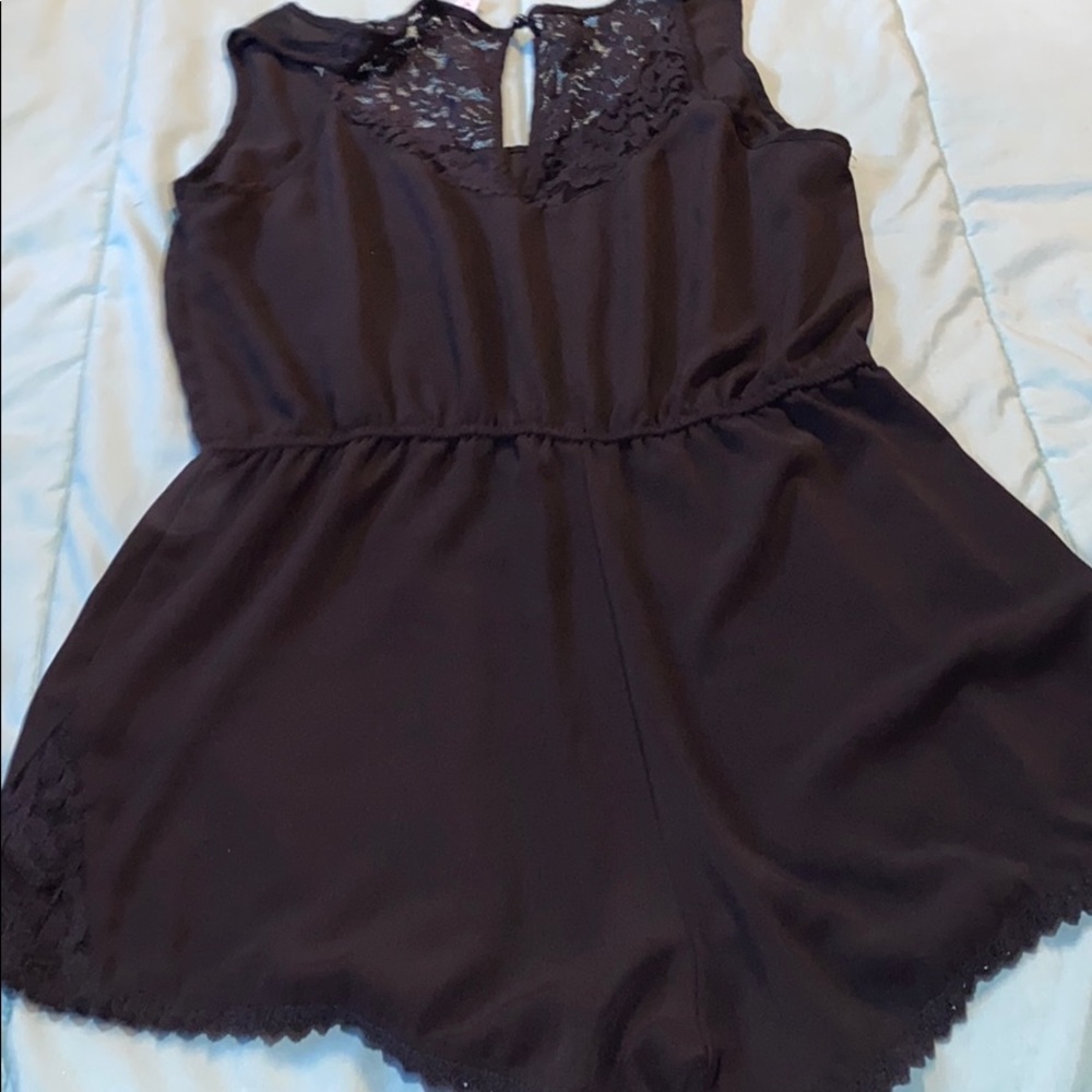 Romper - Picture 2 of 2